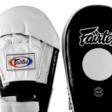 Боксерские лапы Fairtex (FMV-8 white)