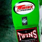 Тренировочные снарядные перчатки Twins Special (TBGL-6F green-white)